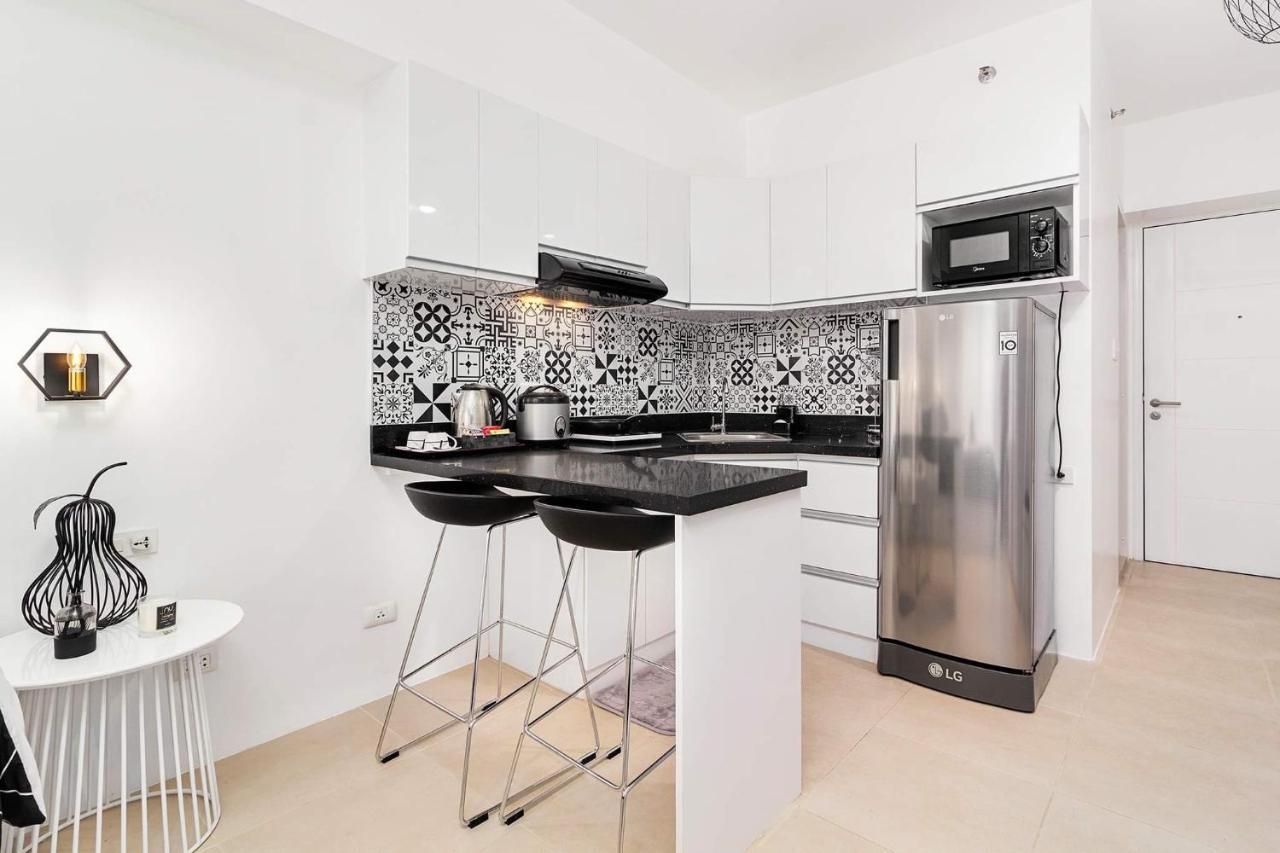 Desna By J&J Homes At Avida Towers Riala T3 Cebu Kültér fotó